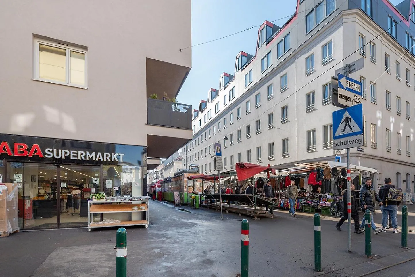Lägenhet Ruhig Und Zentral Am Brunnenmarkt, Nur 15 Minuten Ins Zentrum Wien