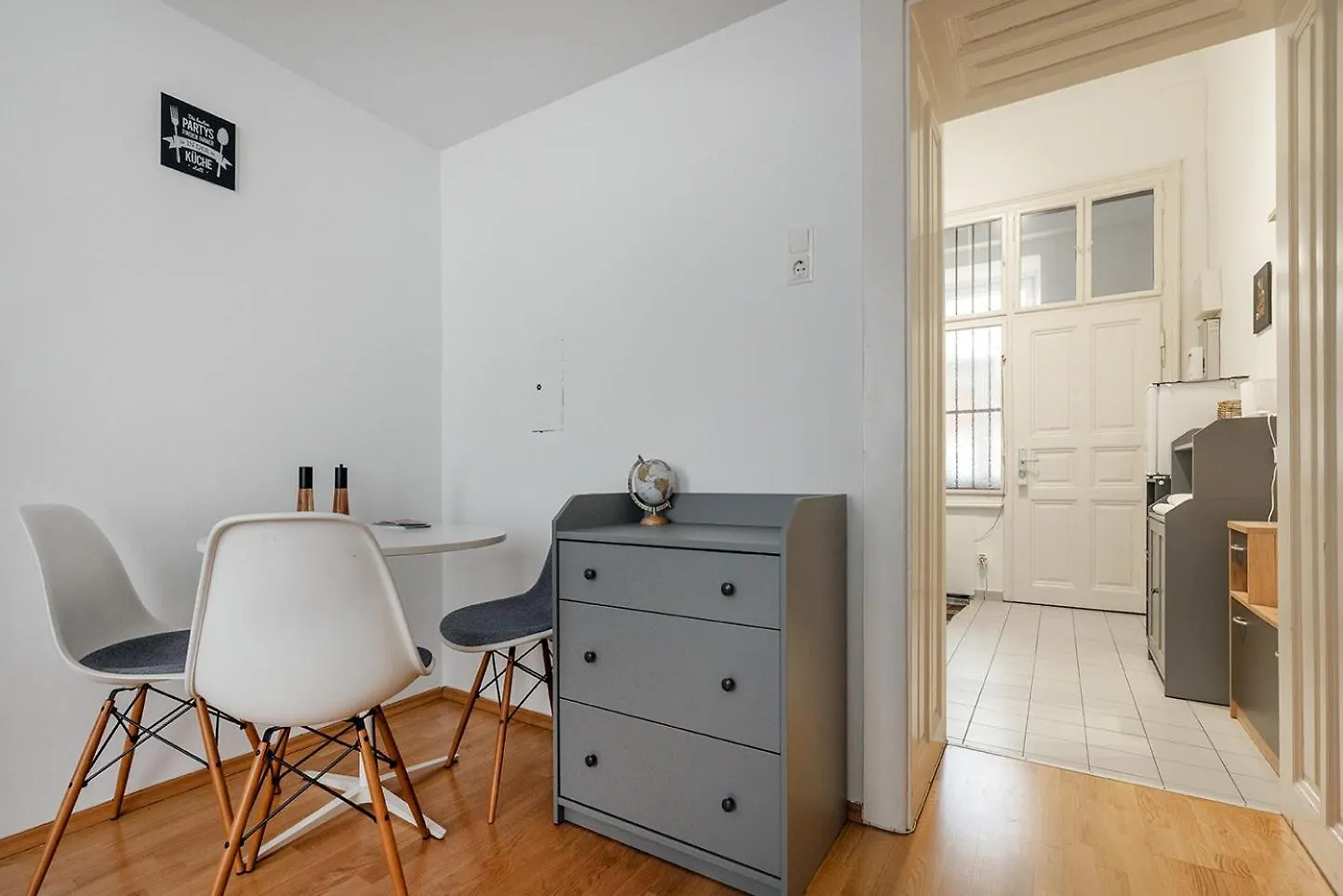 Lägenhet Ruhig Und Zentral Am Brunnenmarkt, Nur 15 Minuten Ins Zentrum Wien